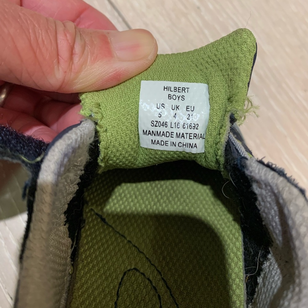 Toddler sneakers - Picture 4 of 4
